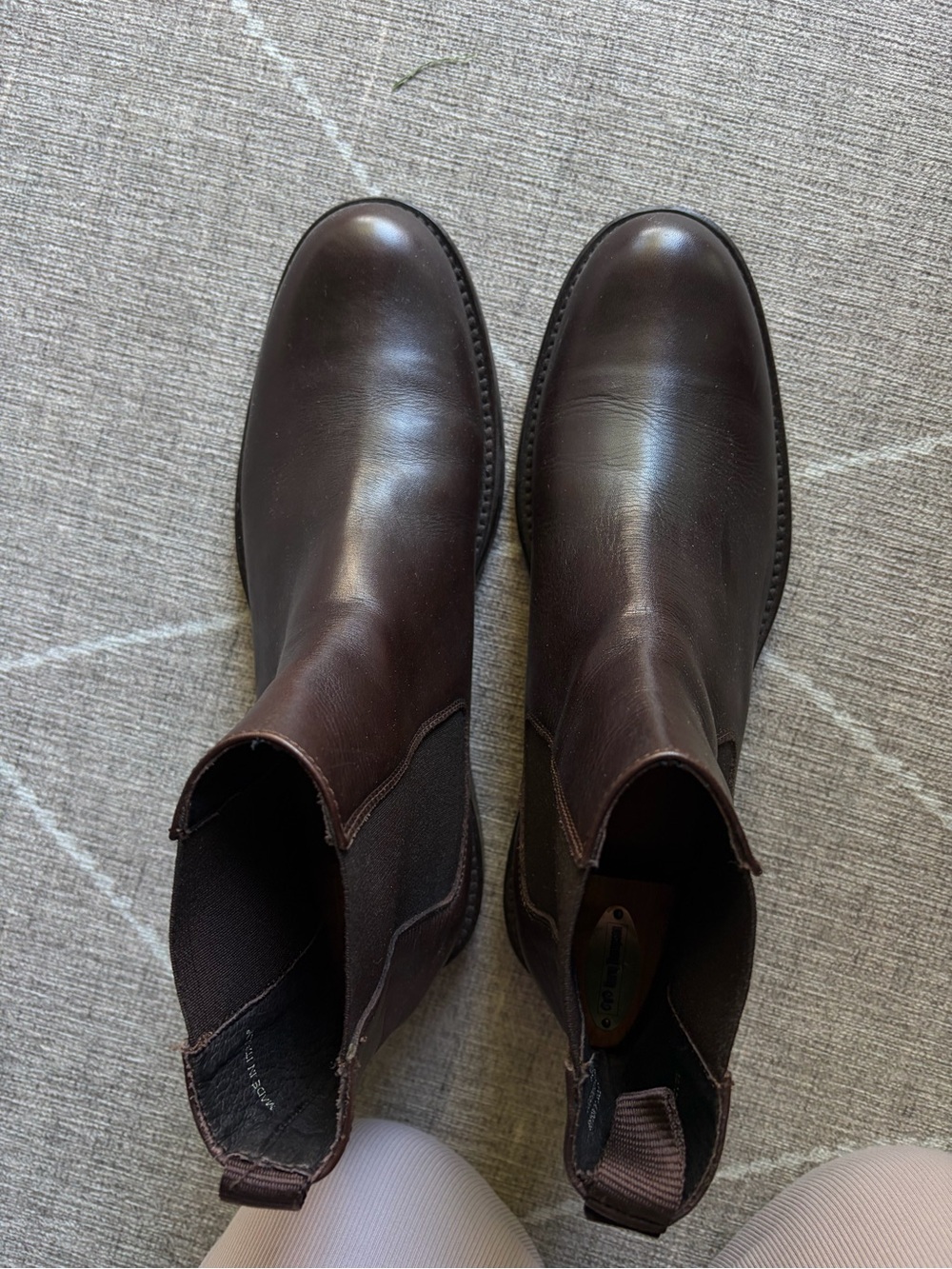 Banana Republic Dark Brown Leather Chukka Boots